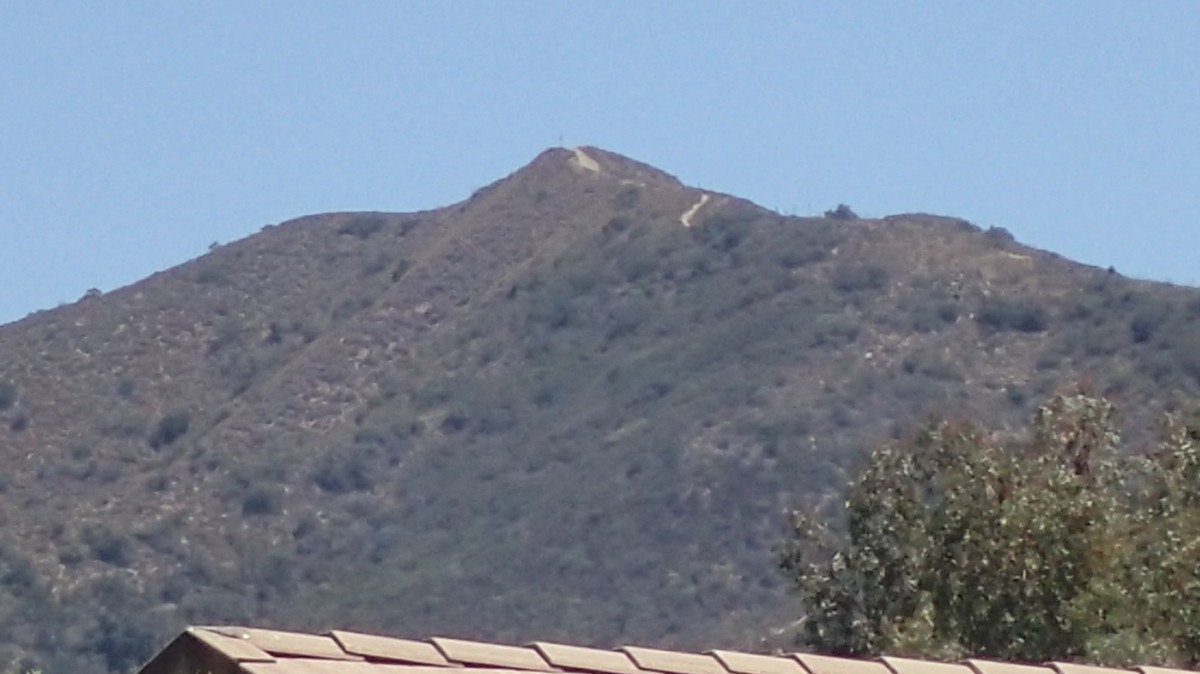 1500' launch Aug 2016 from granddaughter's driveway.jpg