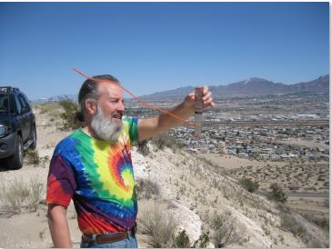 Jim Macnutt at Anapra on the US Mexican border.JPG
