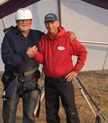 JohnHeineyCongratulatesFrankColverXlintFlight2.png