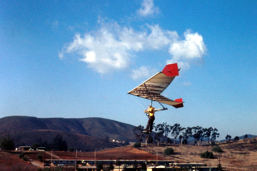 Ernest in Skysail - Vista '74.jpg